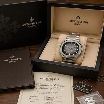 Patek Philippe Nautilus: Classic Style & Classic Luxury ⌚✨